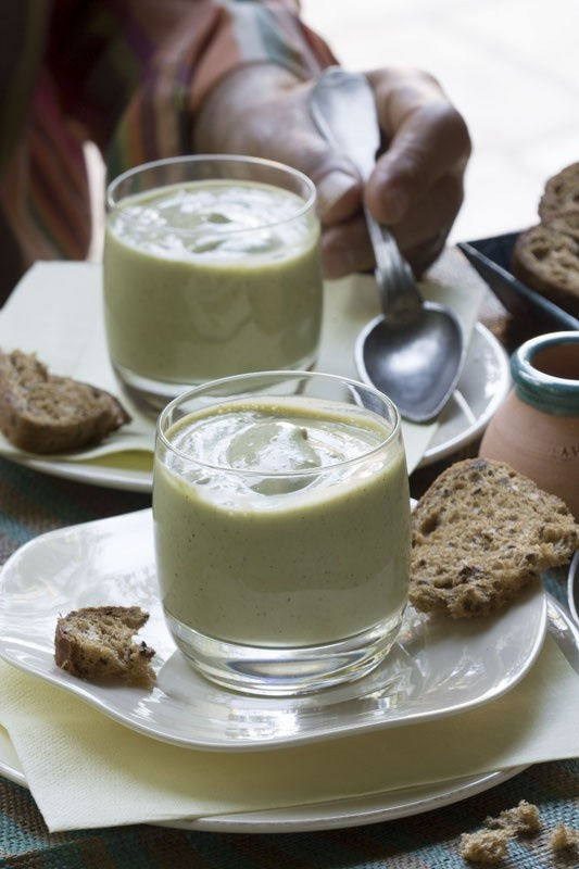 Velouté froid et crémeux de haricots coco frais Velouté froid et crémeux de haricots coco frais